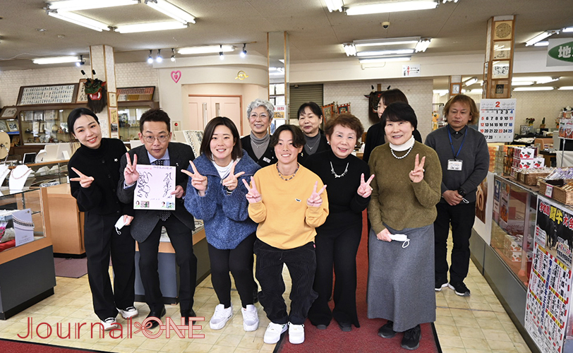 本間選手・吉金選手・真珠会館のみなさん -Journal-ONE撮影