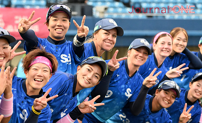 ソフトボールJDリーグ| 第12節松山ラウンドで笑顔いっぱいのSGホールディングスギャラクシースターズ選手たち-Journal-ONE撮影