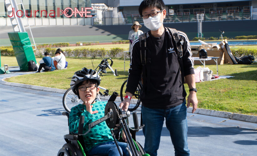 千葉県松戸競輪場でハンドサイクル試乗会| 地元出身の車いすラグビー日本代表の羽賀理之選手(AXE)等が一般の障がい者やパラアスリート達と交流したイベント-Journal-ONE撮影