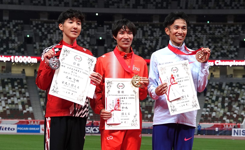 Journal-ONE | 日本選手権10000ｍは五輪選考競技会として5月3日に開催。写真は日本記録を塗り替え、日本歴代１～3位を占めた男子上位3選手。左から2位・太田、1位・塩尻、3位・相澤