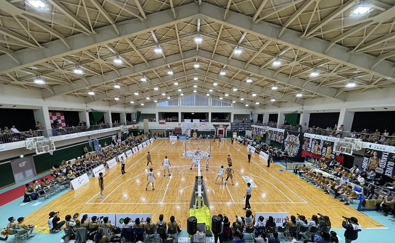 Journal-ONE | 避難所だった田鶴浜体育館がバスケットボールコートに-小野寺俊明撮影