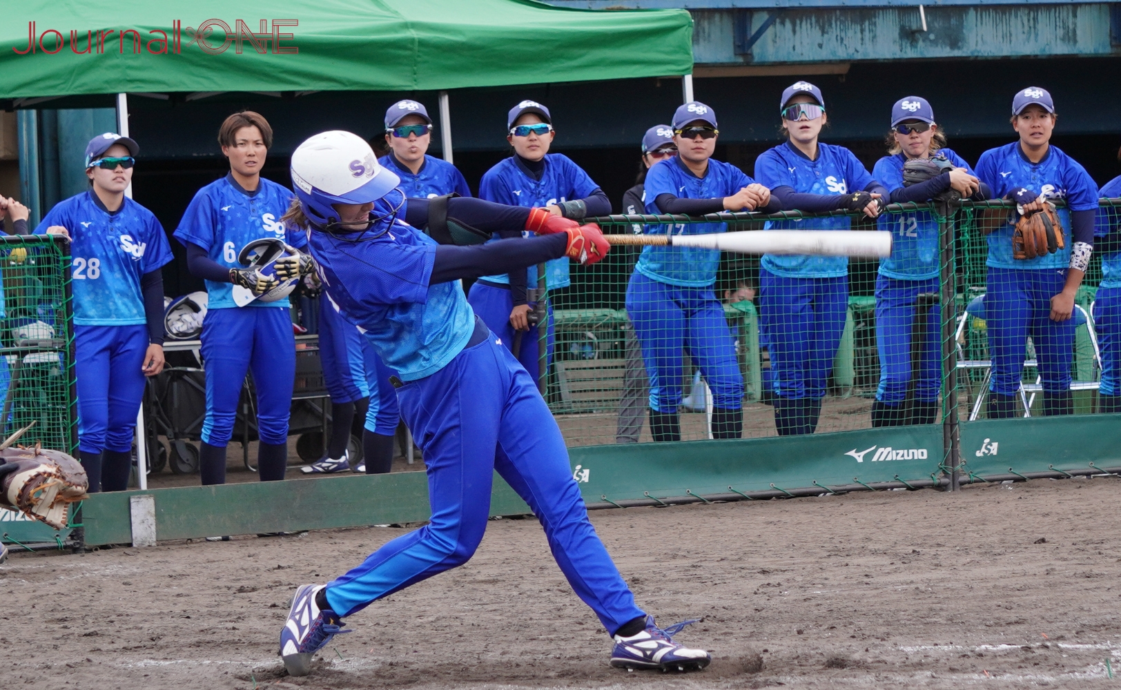 JournalｰONE | ソフトボール・JDリーグの第7節 SGHの二刀流・三原千空が左越に代打2点本塁打を放ち追いすがる豊田織機を突き放す