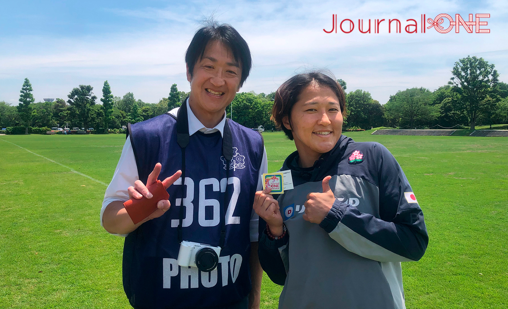 Journal-ONE | 7人制女子ラグビー日本代表 "サクラセブンズ" の中村知春選手（左）とJournal-ONE編集部員