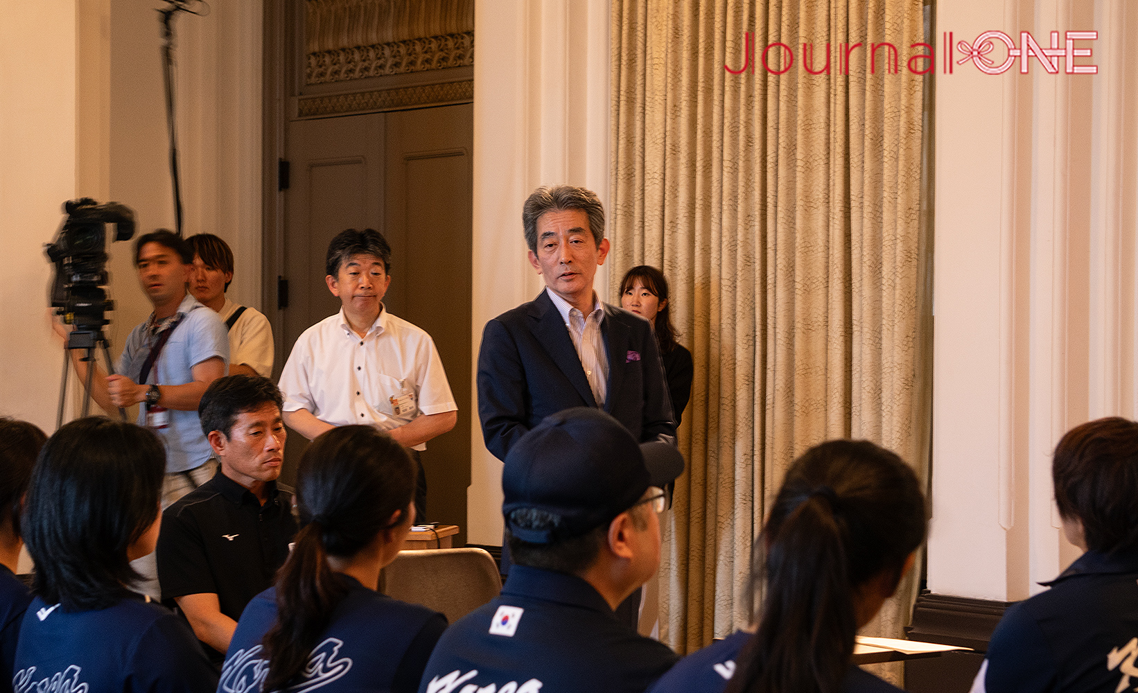 JournalｰONE ｜女子ソフト韓国代表の愛媛県訪問受け入れに尽力した伊予銀行の長田浩専務取締役