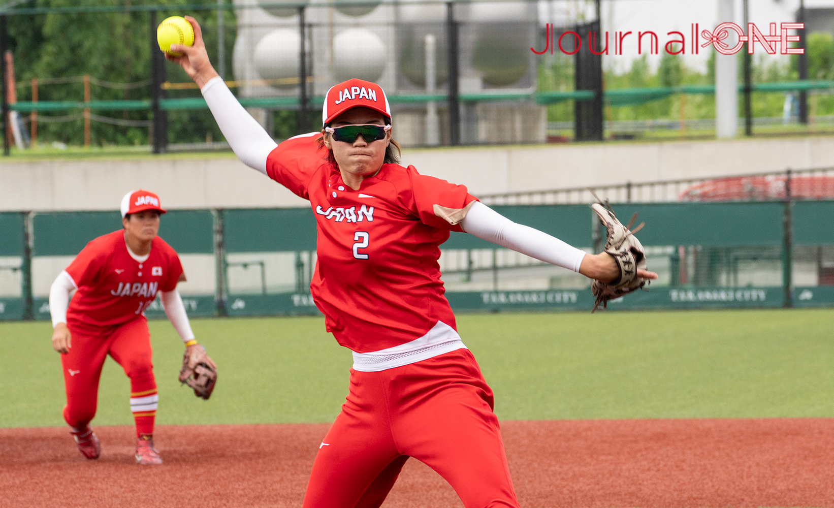 JournalｰONE | 女子ソフトボール日本代表とJDリーグ選抜が能登半島地震復興チャリティマッチ チーム3位躍進の立役者・三輪さくらはリリーフで登板（シオノギ）-Journal-ONE撮影