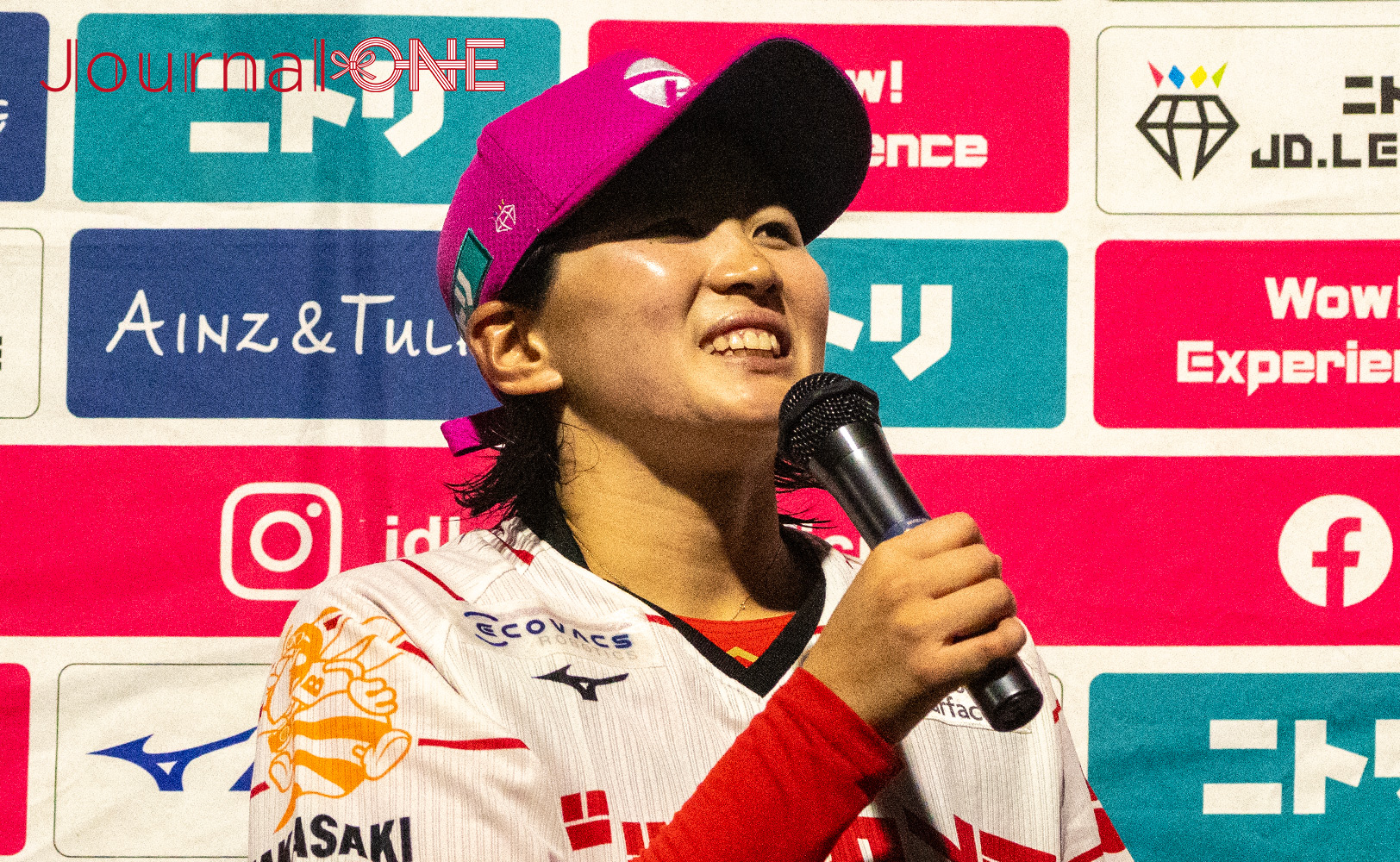 JDリーグ | ビックカメラ高崎vsNECプラットフォームズ 完封勝利した勝股美咲（ビック）はMWPインタビューで笑顔ｰJournalｰONE撮影