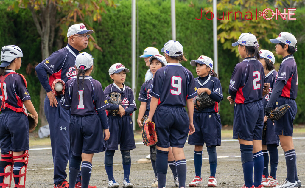 JournalｰONE | JDリーガーを輩出する静岡EAST MAXの外岡 薫監督と選手たち-JournalｰONE撮影