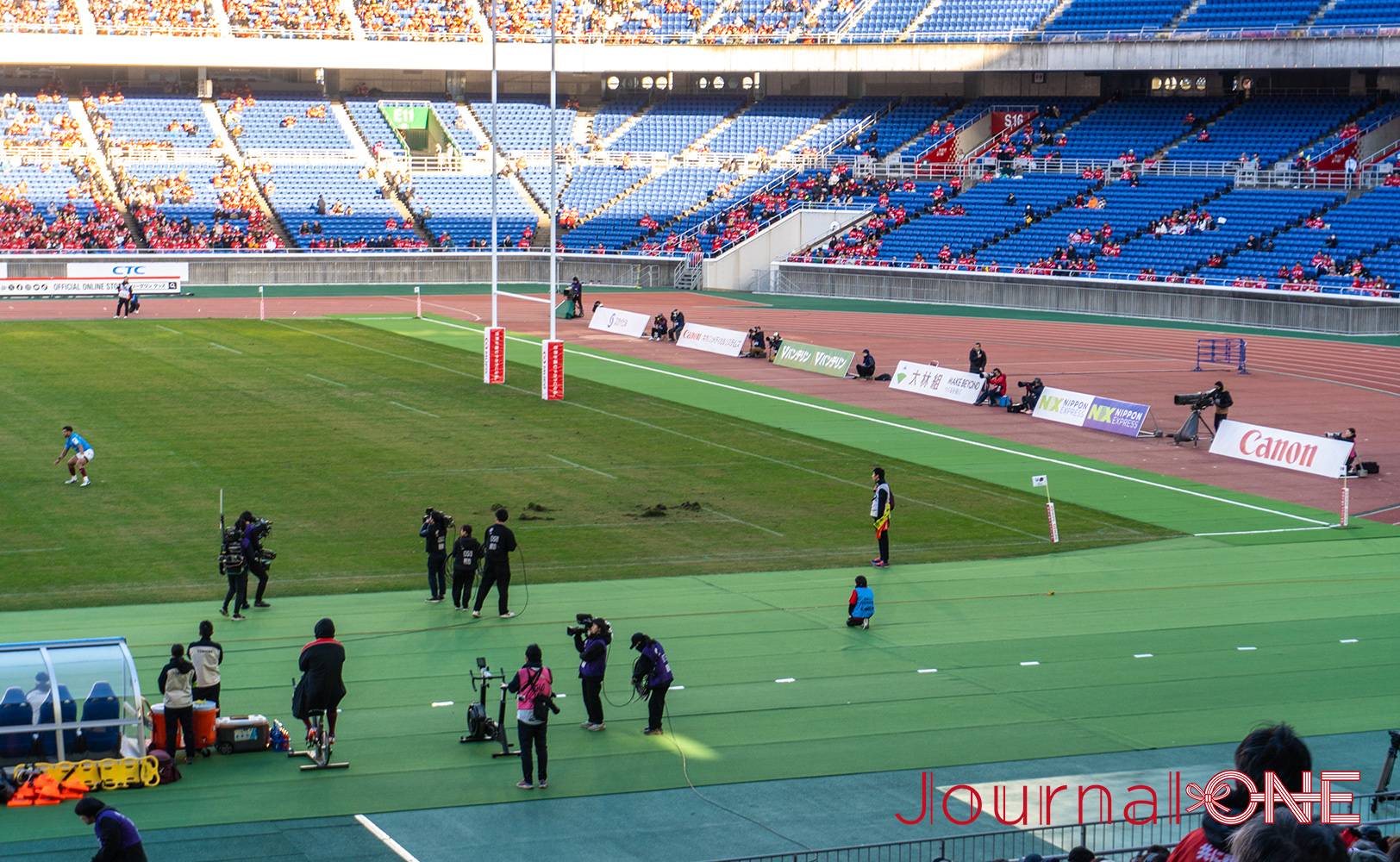 日産スタジアム（横浜国際総合競技場）