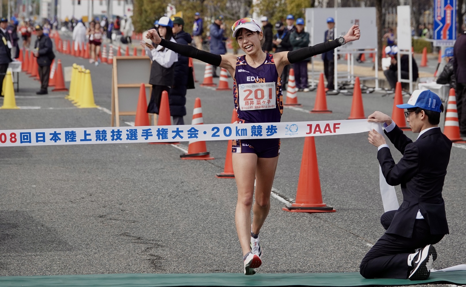 藤井は、1時間26分33秒の日本新記録を樹立して圧勝。4大会連続の世界選手権出場を内定させた-児玉育美撮影