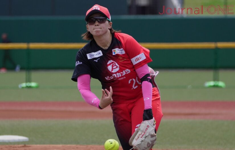 NEC戦で4回無失点の好投を見せた勝股美咲（ビック）-Journal-ONE撮影