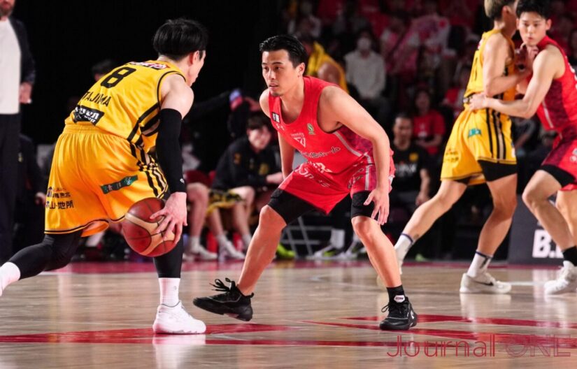 富樫勇樹（千葉J）が怪我から復帰し最終節（vs仙台）で元気にプレーを見せる-Journal-ONE撮影
