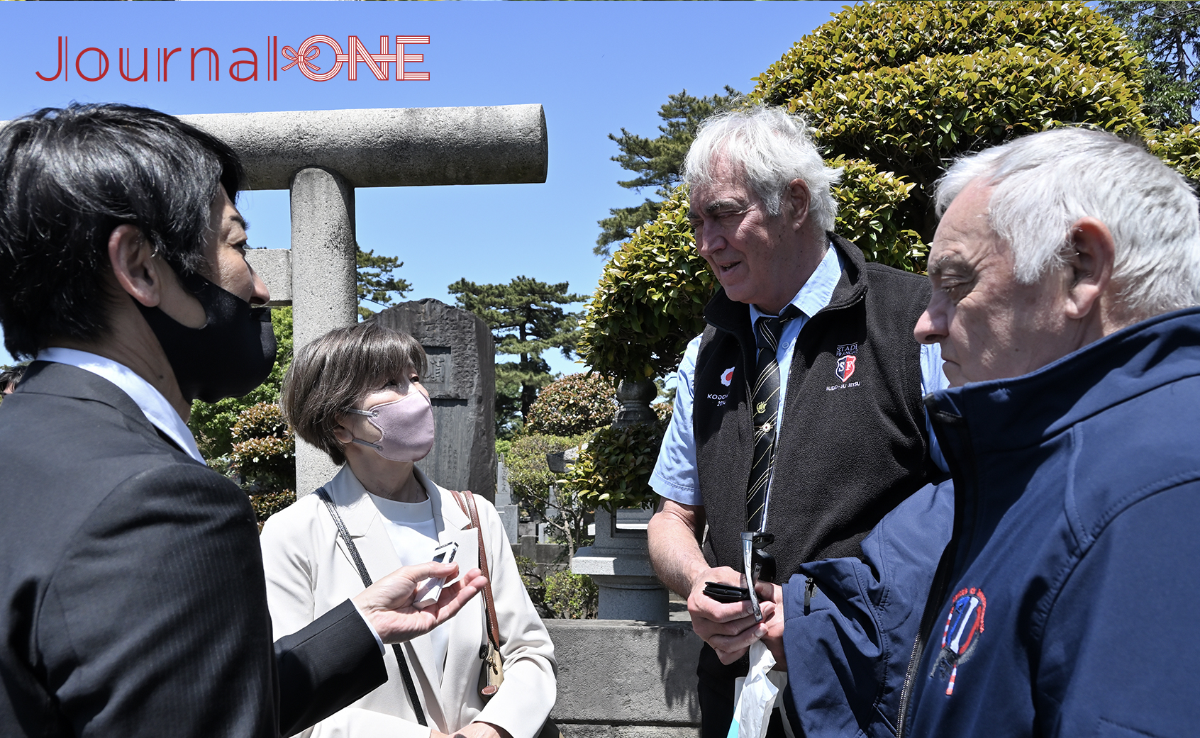 Raymond-Yves Cairaschi and Jean Claude Blouin came all the way from France to visit the cemetery of Kano Shihan.| Photo by Journal-ONE