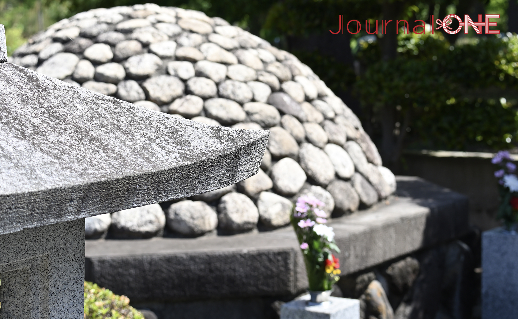 Judo: The Grave of Shihan Jigoro Kano at "Yahashira Reien/Cemetery"| Photo by Journal-ONE