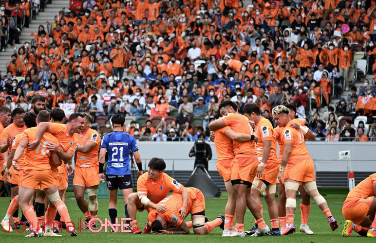 Kubota Spears Funabashi Tokyo Bay took on reigning champions of the 2022/23 Japan Rugby League One season; Photo by Journal-ONE